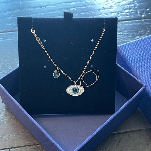 NEW in box Swarovski Symbolica Pendant Necklace Evil Eye Blue Gold-Tone Plated - Picture 4 of 6
